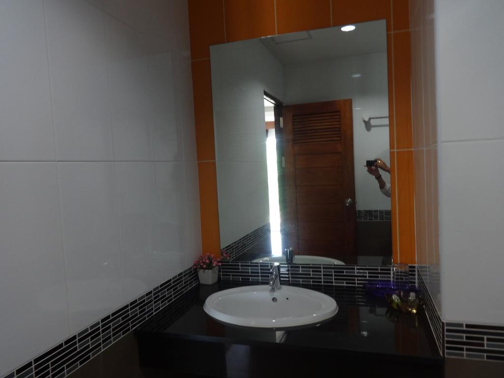 Al Ameen Hotel Krabi town Oda fotoğraf